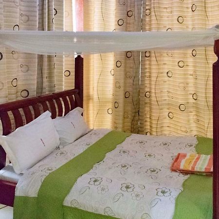 Relief Motel Fort Portal Экстерьер фото