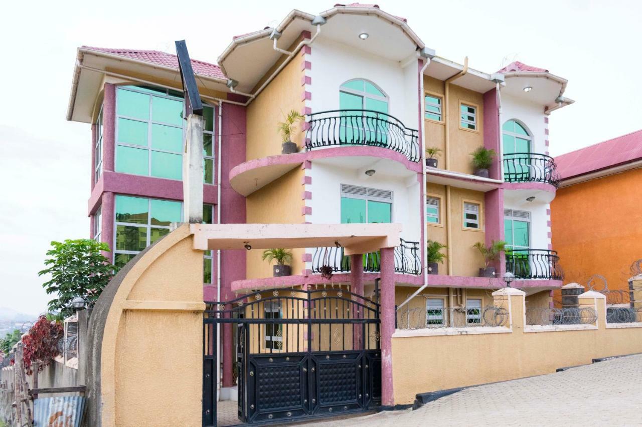 Relief Motel Fort Portal Экстерьер фото