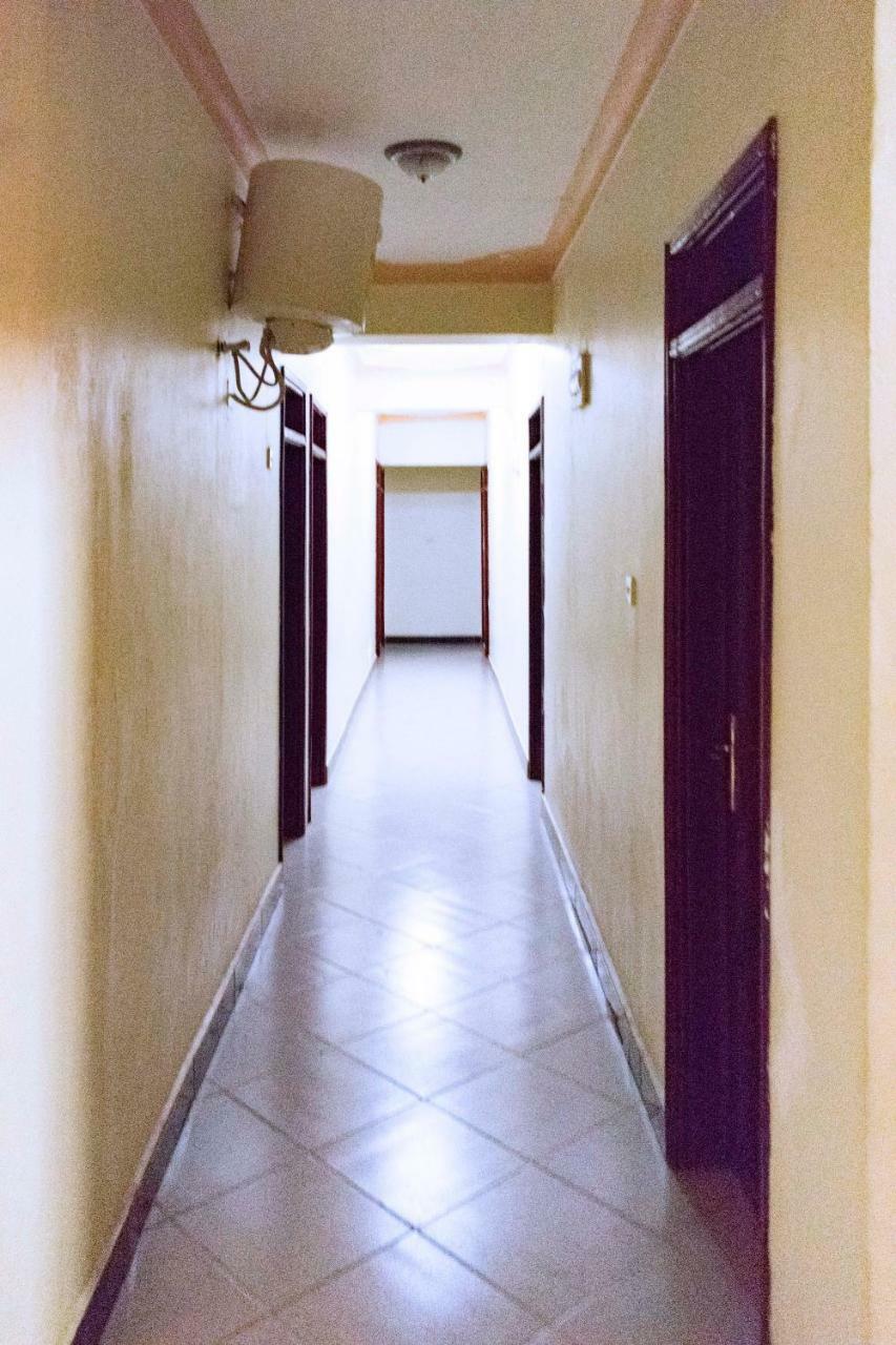Relief Motel Fort Portal Экстерьер фото