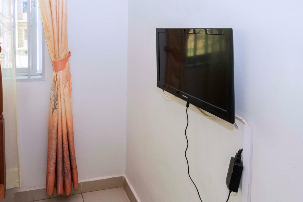 Relief Motel Fort Portal Экстерьер фото