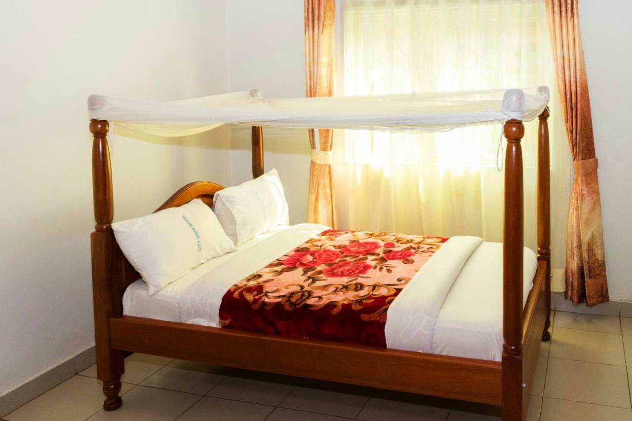 Relief Motel Fort Portal Экстерьер фото